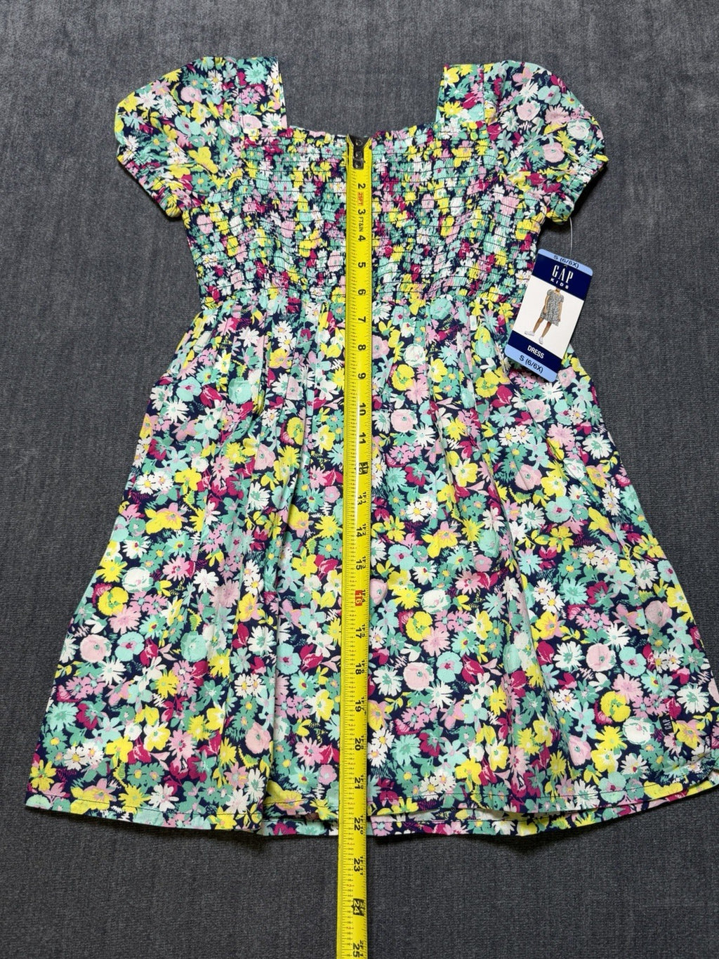 NWT Gap Knee Length Smocked Dress Girls S (6/6X) Multicolor Floral Short-Sleeve