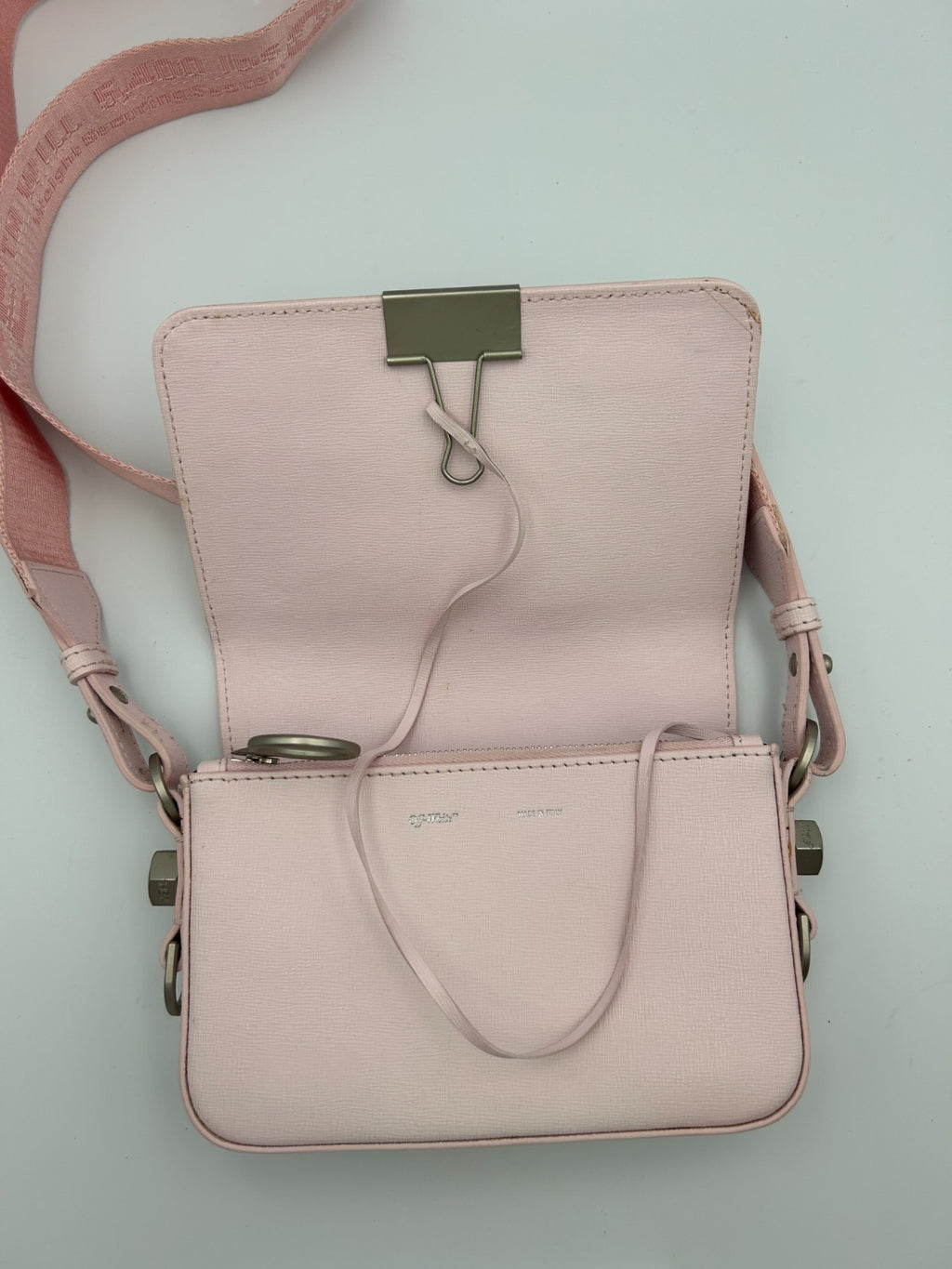 Off-White Pale Pink Binder Clip Leather Crossbody Bag Women's Modern Streetwear