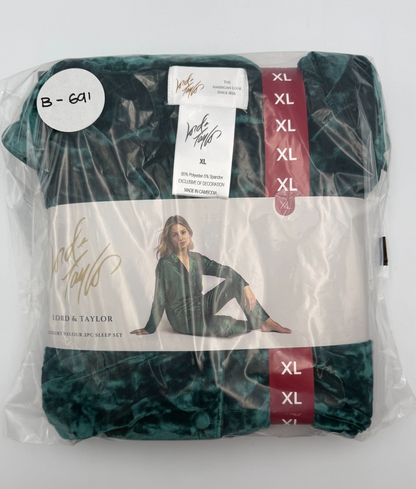 NWT Lord & Taylor 2-Piece Velour Pajama Set Womens X-Large Emerald Green Comfort