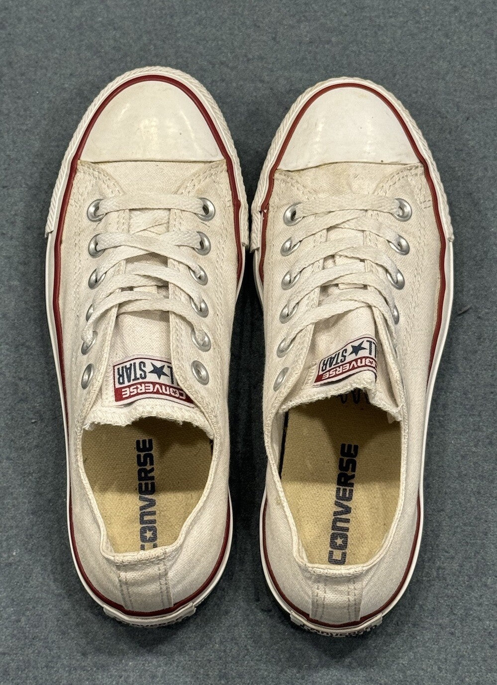 Converse White Chuck Taylor All Star- UNISEX Women’s 7 & Mens 5, LOW TOP SHOES