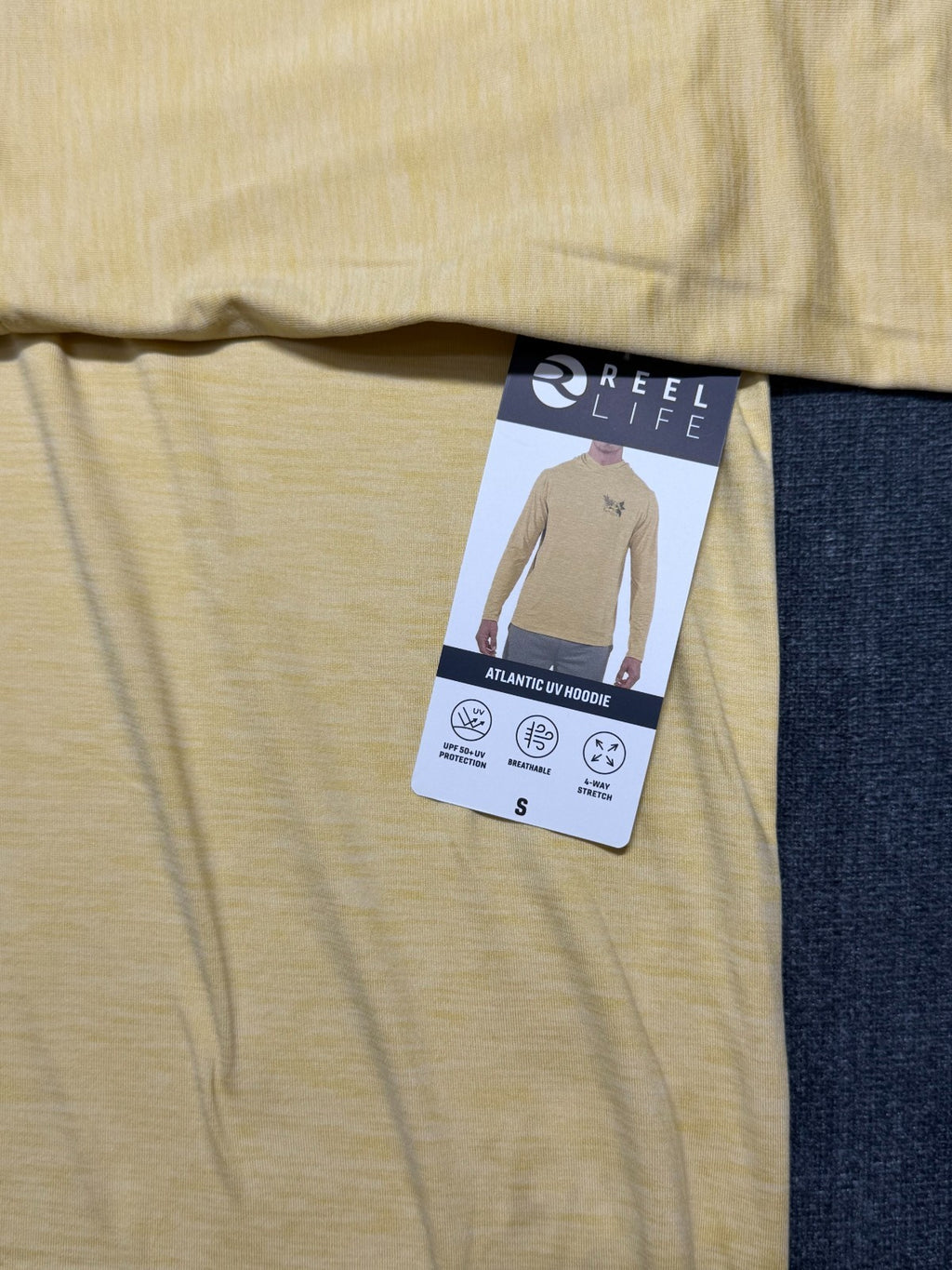NWT Reel Life Atlantic Hooded UV T-Shirt Men's Small Yellow Long Sleeve Pullover