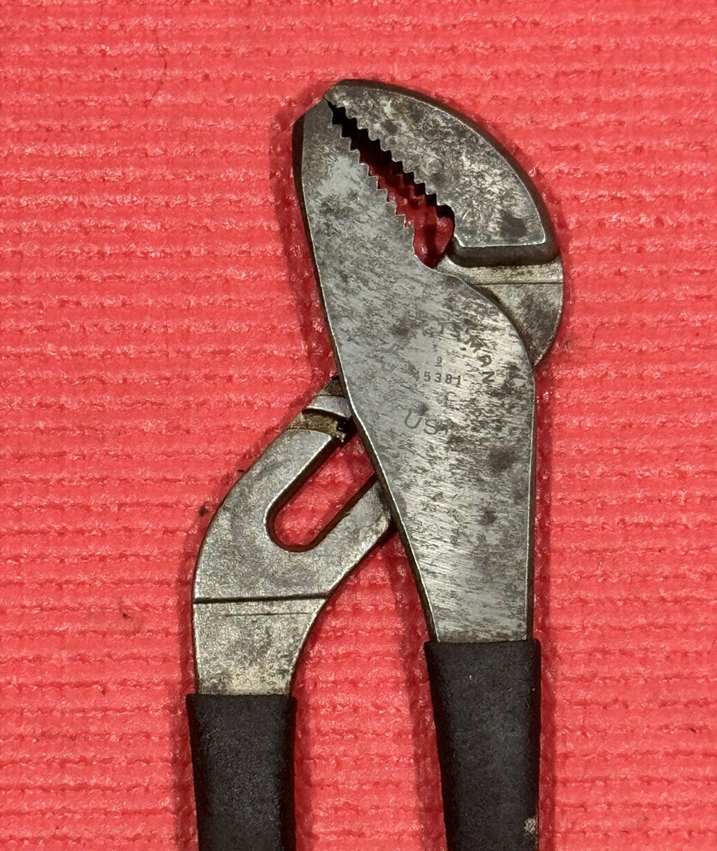 Craftsman 45381 Tongue & Grove 9 1/2" Arc Joint Pliers Black Handle Made In USA