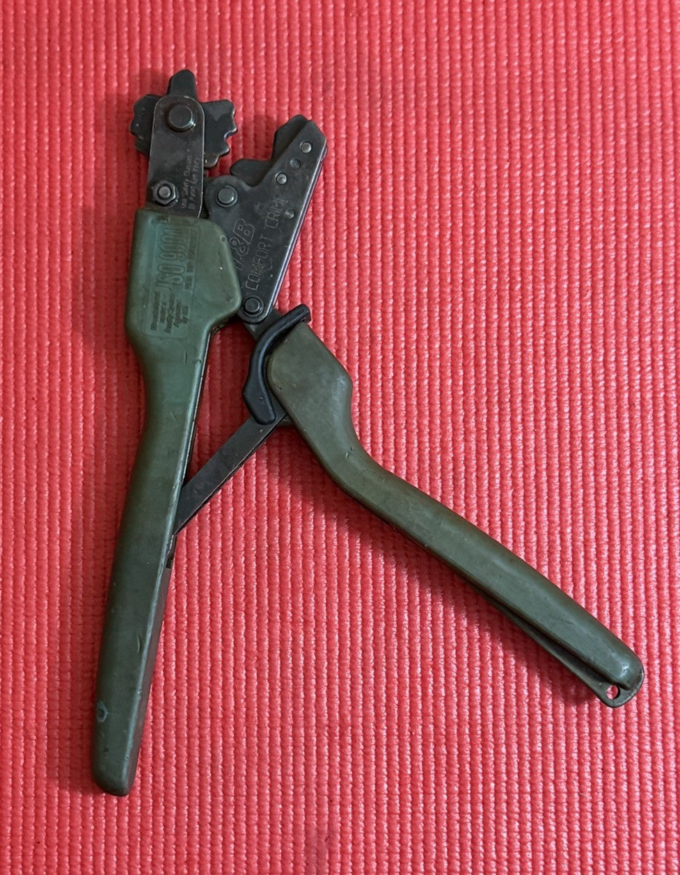 Thomas & Betts TBM21E ISO 9001 Color Keyed Comfort Crimp Compression Tool Pliers