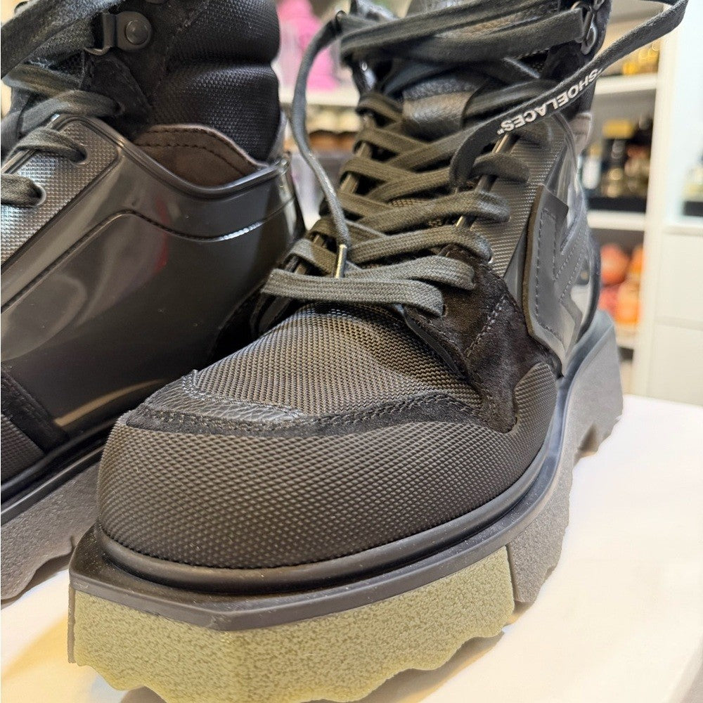 Off-White Black and Gray Hiking Sponge Boots - New