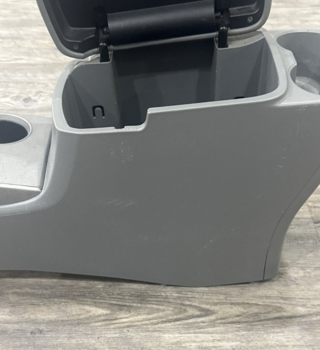 2005-09 TOYOTA TACOMA OEM FLOOR CENTER CONSOLE ASSEMBLY W/ TRIM LID GRAY GENUINE