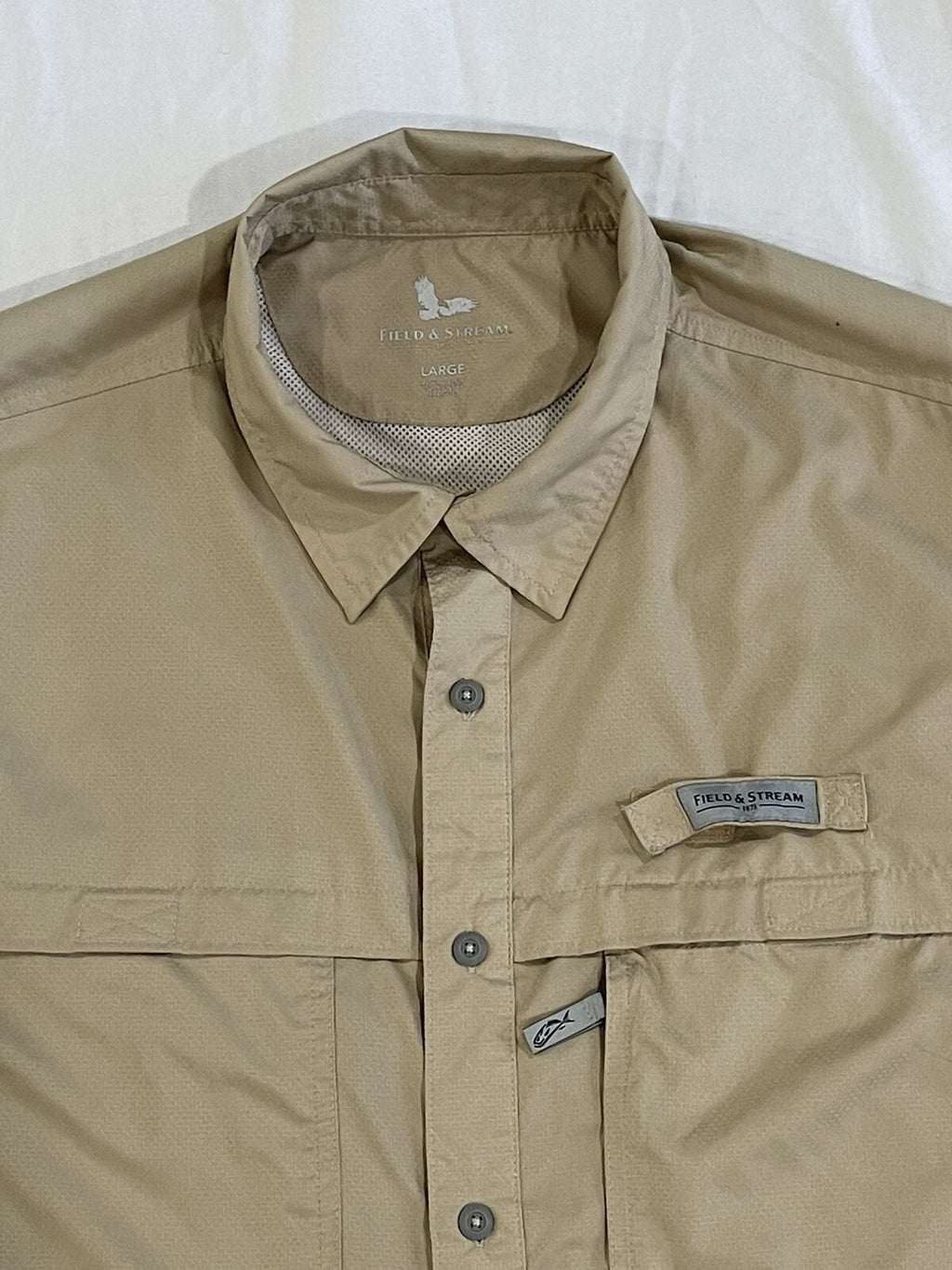 Field & Stream fishing shirt men short sleeve Back Vented Size L Large Khaki B1
