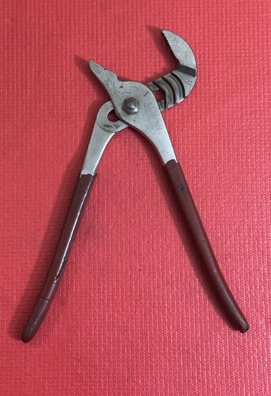 Blue Point Tools HL112P 12” Slip Joint Pliers Red Handle USA By Snap on