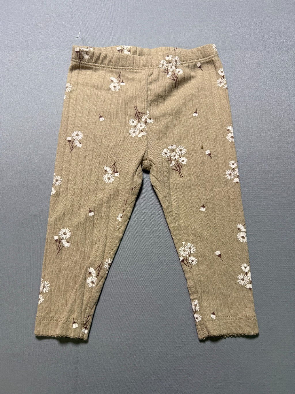 NWT Carter's 3-Piece Outfit Set Baby Girls 6 Months Taupe Long Sleeve Comfort