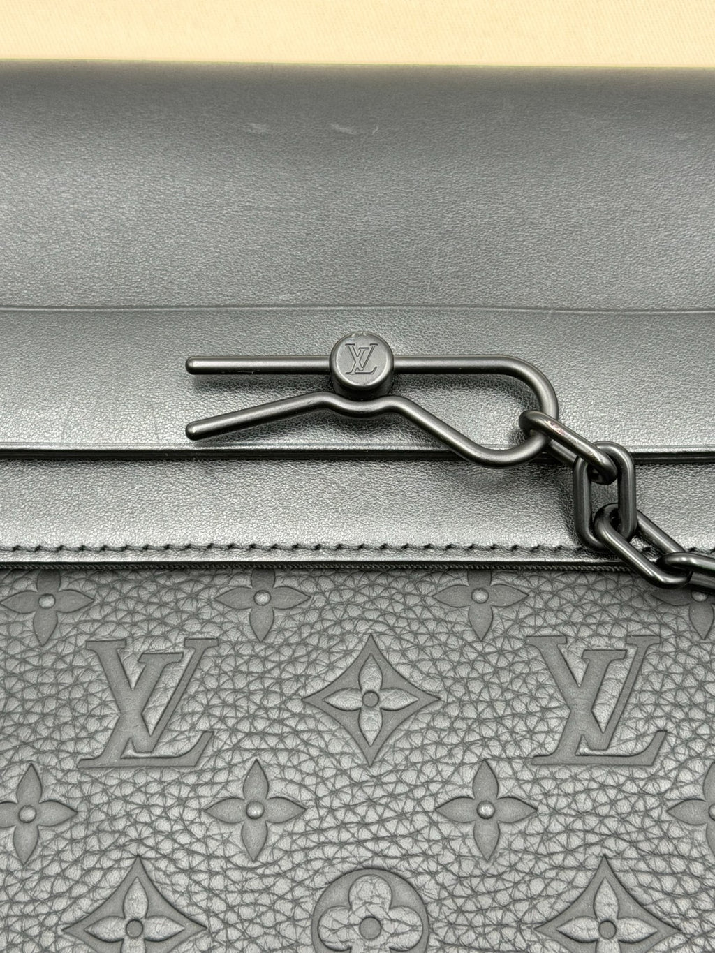 Louis Vuitton Pochette Steamer Monogram Taurillon Leather Shoulder Bag Authentic