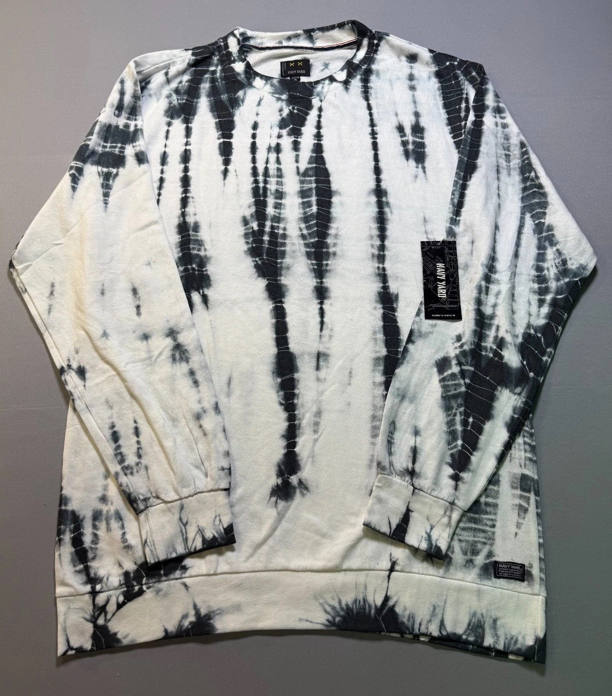 NWT Navy Yard Tie Dye Crew Neck Sweatshirt Men's X-Large Cream Black Long Sleeve