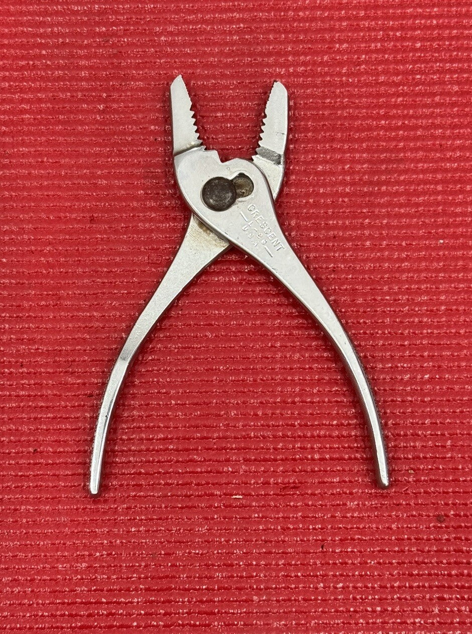 Vintage Crescent L26 Pliers Thin nose slip joint pliers Made In USA N3