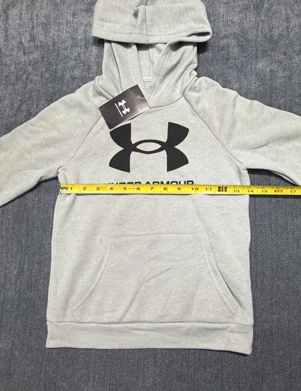 NWT Under Armour Rival Big Logo Fleece Hoodie Boys Small Light Grey Long Sleeve