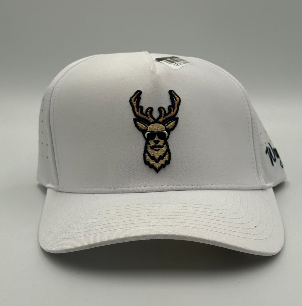 NWT Waggle Kentucky Buck Golf Hat White Adjustable Performance Snapback Cap