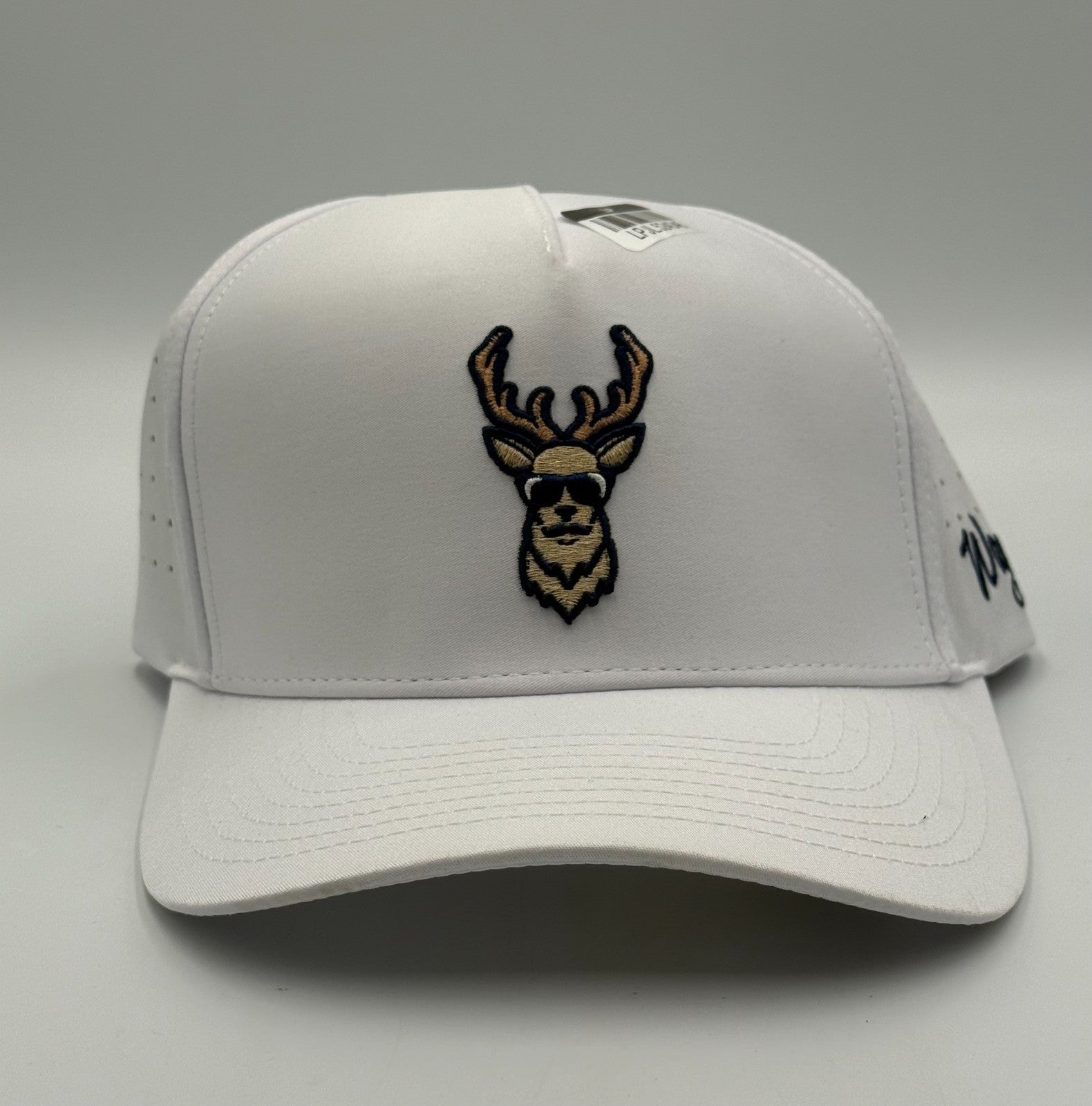 NWT Waggle Kentucky Buck Golf Hat White Adjustable Performance Snapback Cap