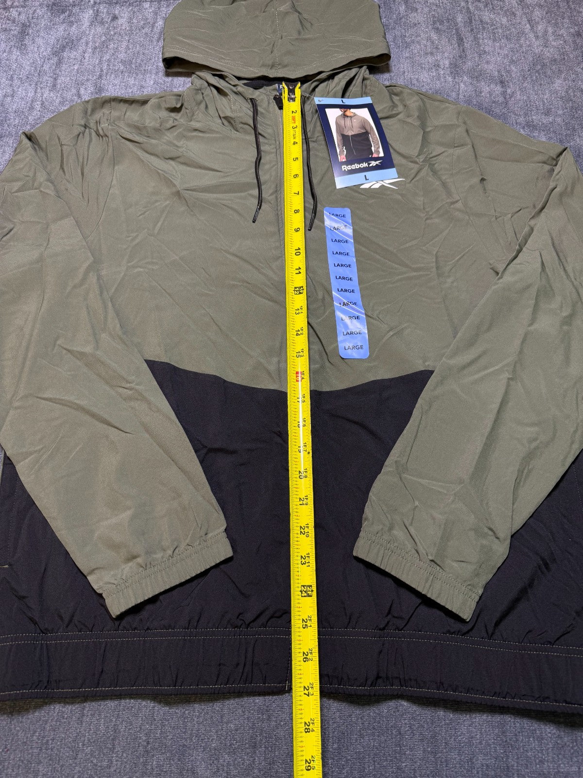 NWT Reebok Training Jacket Men's Large Green Black Classic Windbreaker Full Zip