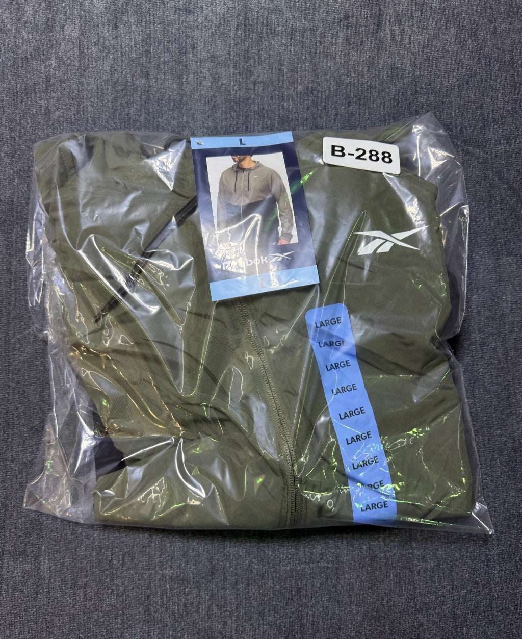 NWT Reebok Training Jacket Men's Large Green Black Classic Windbreaker Full Zip