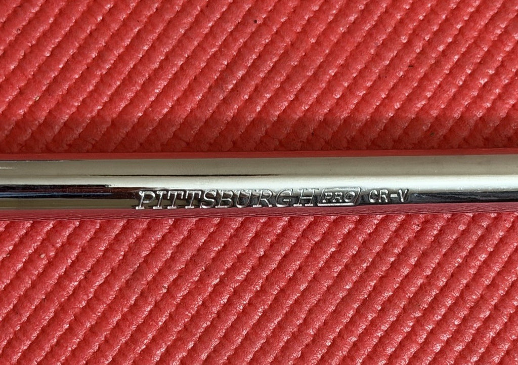 Pittsburgh Pro NEW 1/2 in. Drive 18 in. Ratcheting Breaker Bar 71407