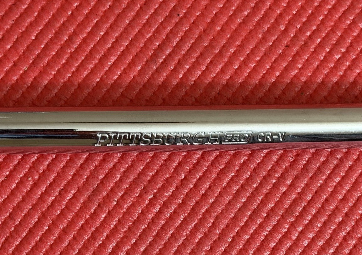 Pittsburgh Pro NEW 1/2 in. Drive 18 in. Ratcheting Breaker Bar 71407