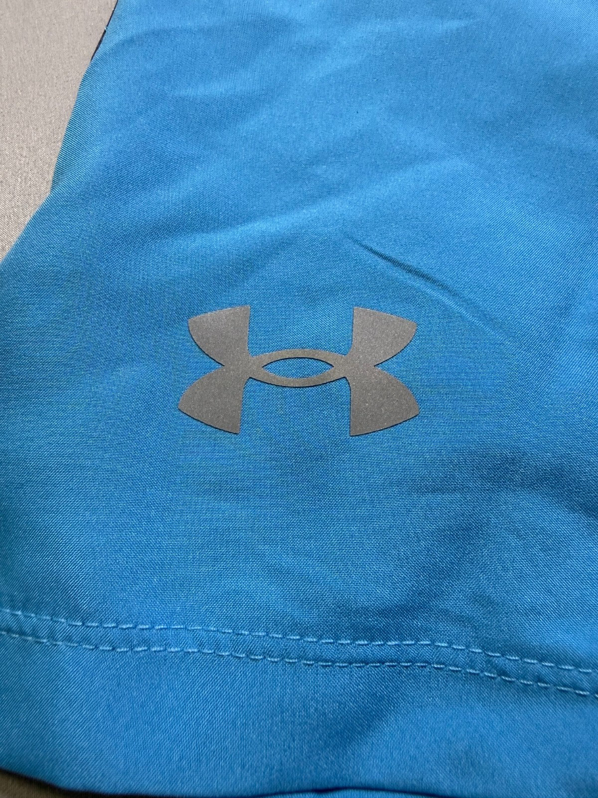 NWT Under Armour Launch 7-in 2 in 1 Shorts Men XL Blue Drawstring Elastic Waist