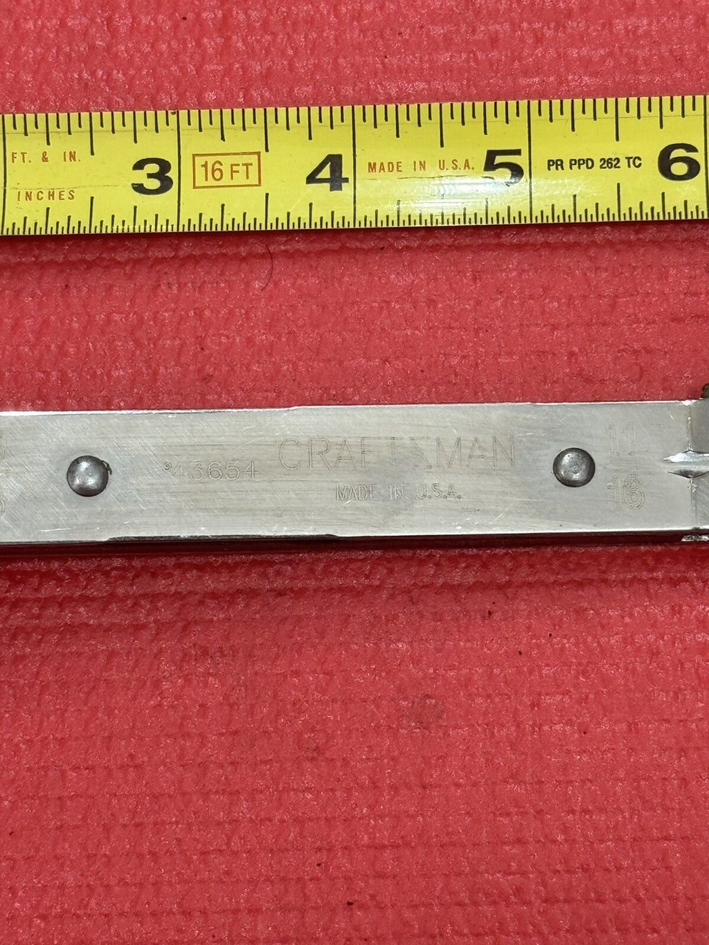 Craftsman 43654, SAE 5/8" X 11/16" Ratcheting Offset Box Wrench 12PT Made in USA