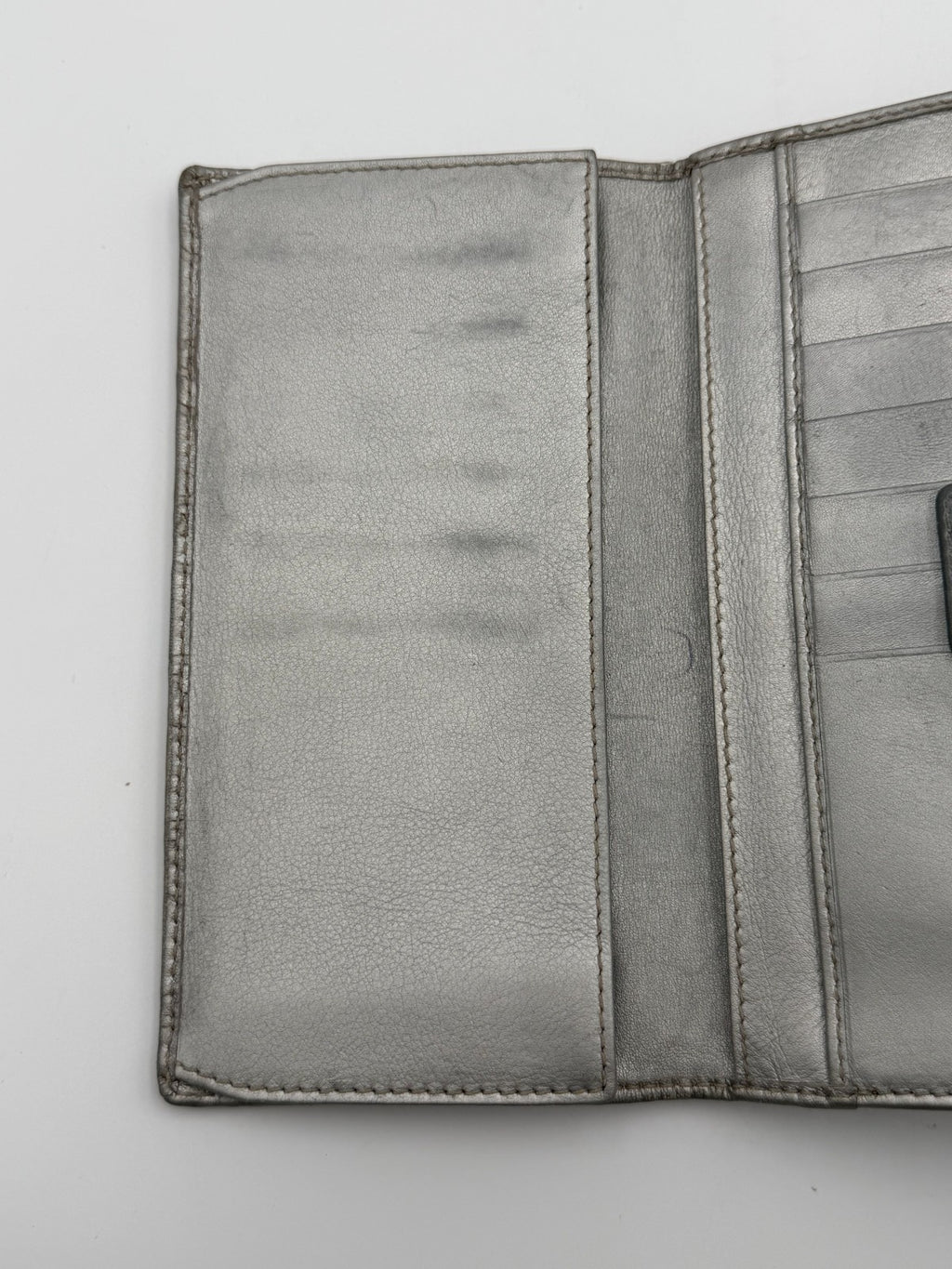 GUCCI Guccissima Leather Bifold Long Wallet Purse Women Taupe Fashion with Bag