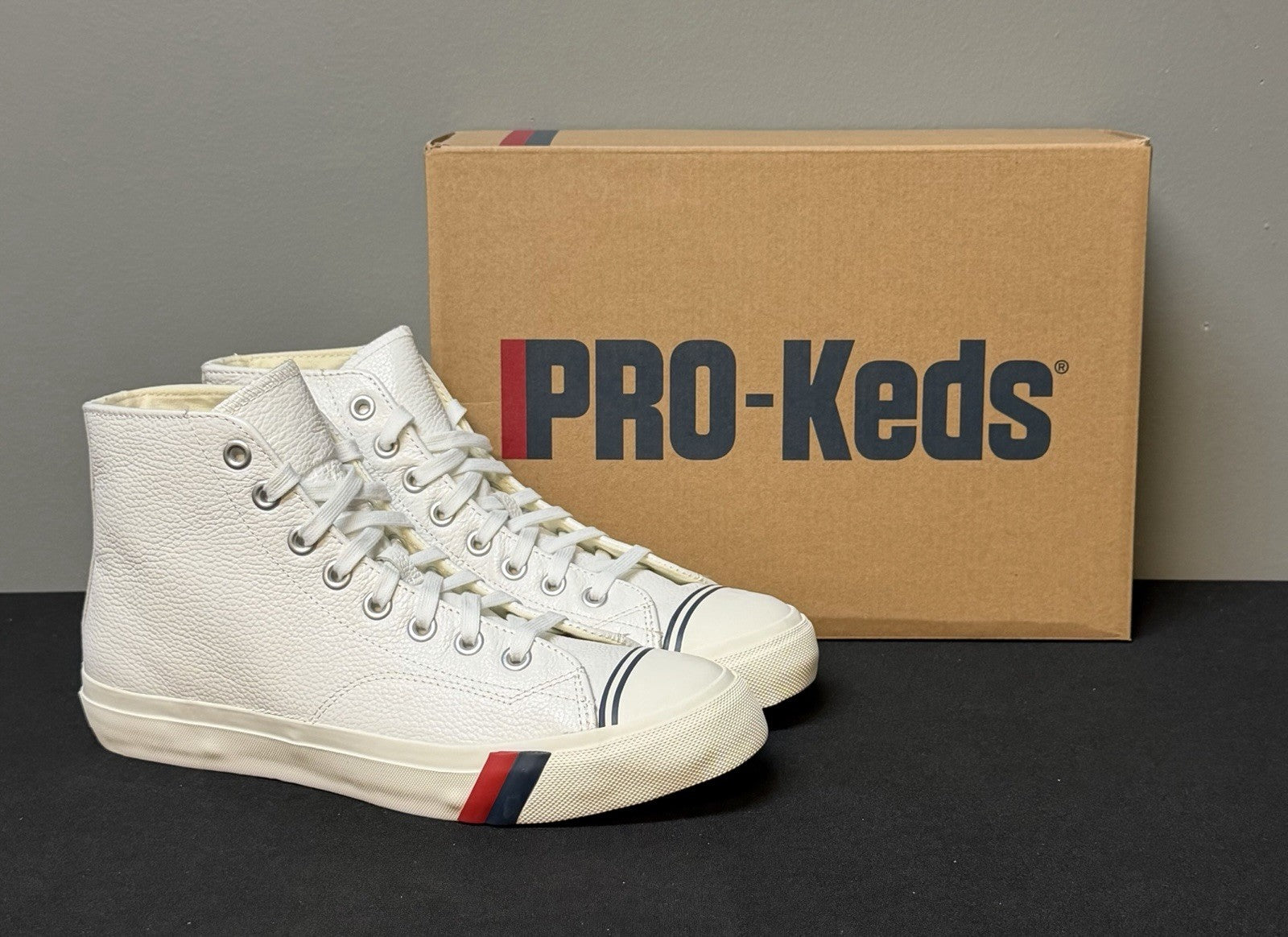 Pro-Keds Royal Men's size 9 (M) Hi Lace Up White Leather Shoes Sneaker NWB