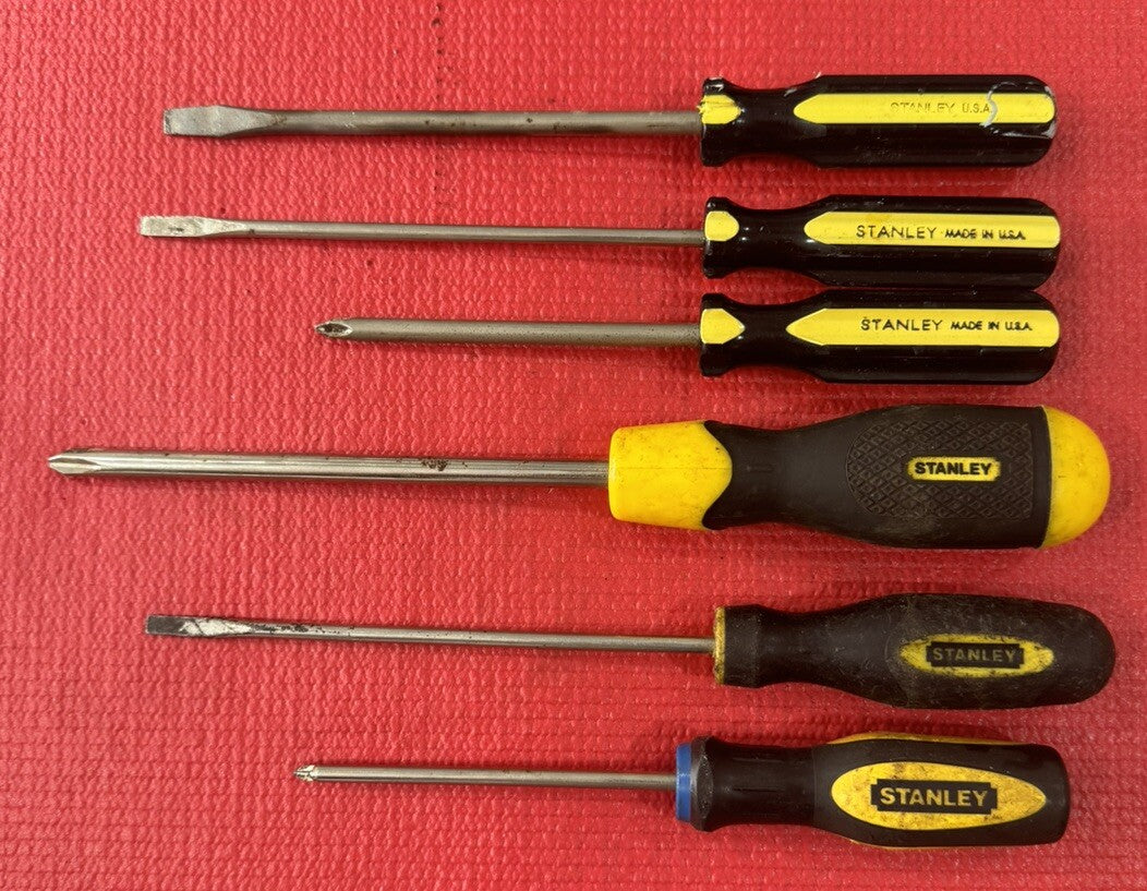 Vintage STANLEY 6 PC Flat & Philips Screwdriver Set Yellow & Black Handle USA