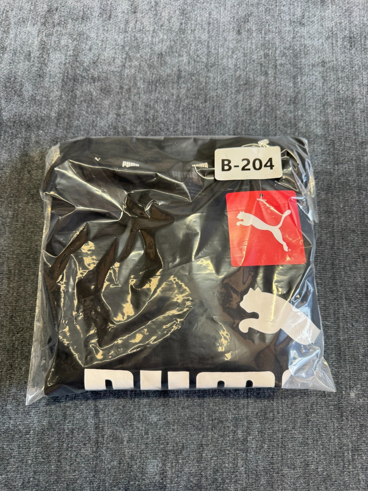 NWT Puma Essential Graphic Logo Tee Shirt Men's Large Black Short Sleeve Summer
