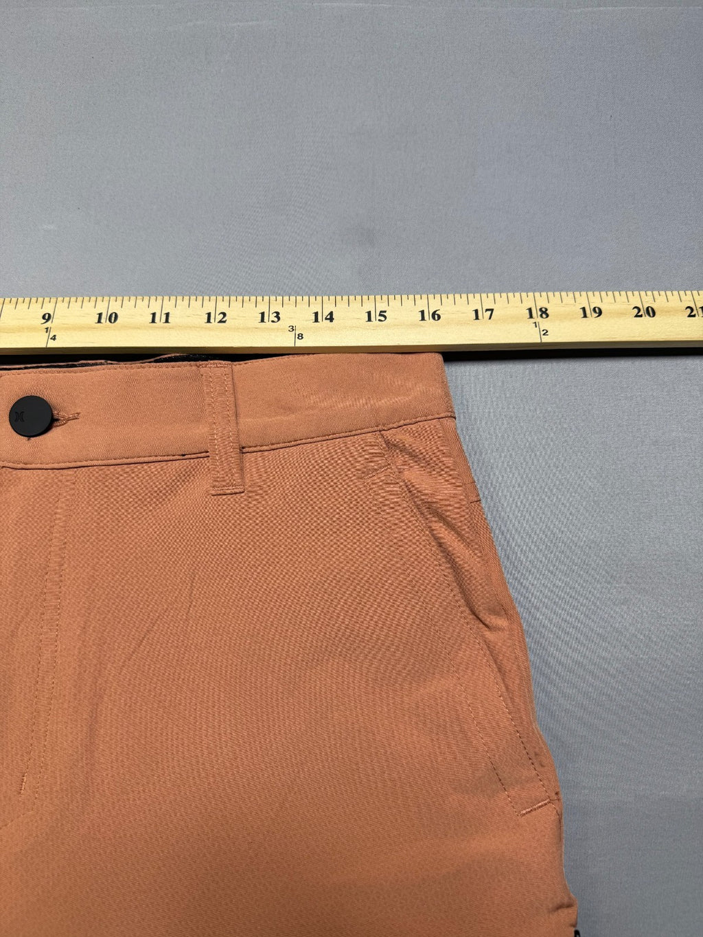 NWT Hurley All Day Trek Hybrid Short Men's 30 Orange Rust 4-Way Stretch Comfort