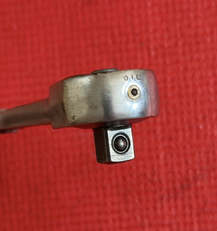 VINTAGE CRAFTSMAN 1967 -V- 3/8" DRIVE QUICK RELEASE RATCHET OIL PORT MADE IN USA