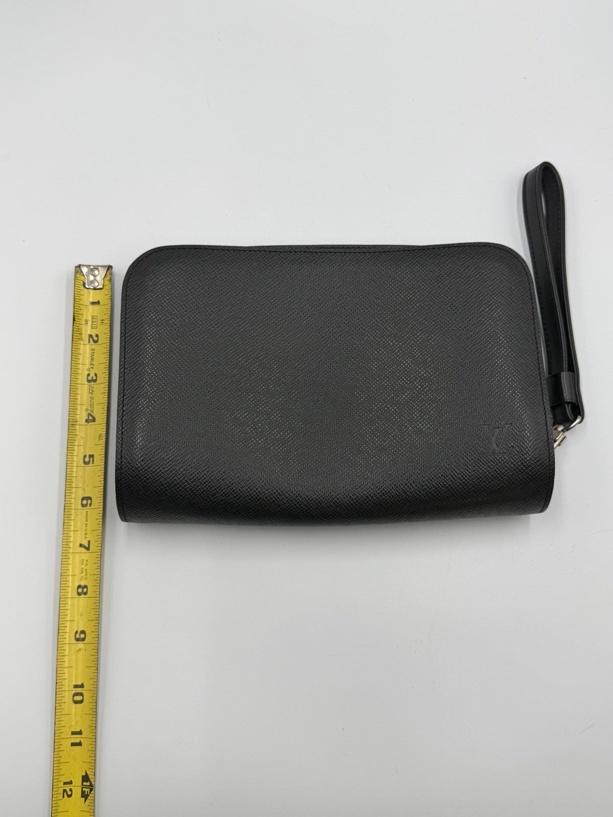 Authentic Louis Vuitton Taiga Baikal Clutch Bag Women Black Logo Genuine Leather
