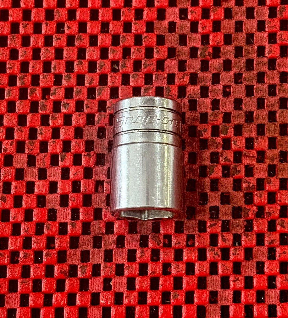 Vintage Snap on Tools TW221 11/16" SAE Flank Drive Socket 6 Point 1/2" Drive USA