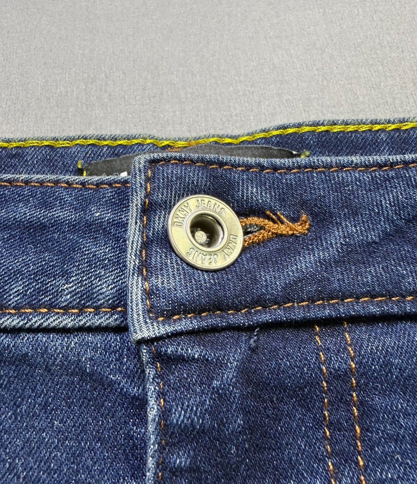 DKNY Jeans Denim A-Line Skirt Women's 12 Blue Mid Rise Laguna Stretch E3GB4845