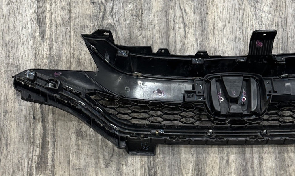 2018-2020 Honda Fit Front Bumper Grille Grill Chrome  OEM Genuine