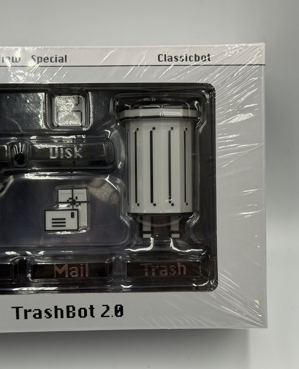 Trashbot 2.0 Stationery Set Retro Desk Organizer Classic Bot & Whiteboard NEW