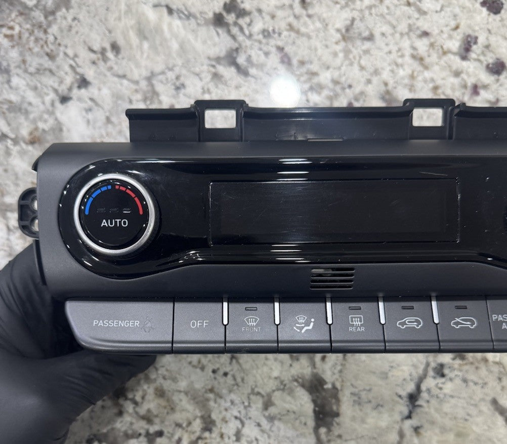 2022 2023 Hyundai Kona AC Heat Temperature Climate Control OEM 97250-J9DT0