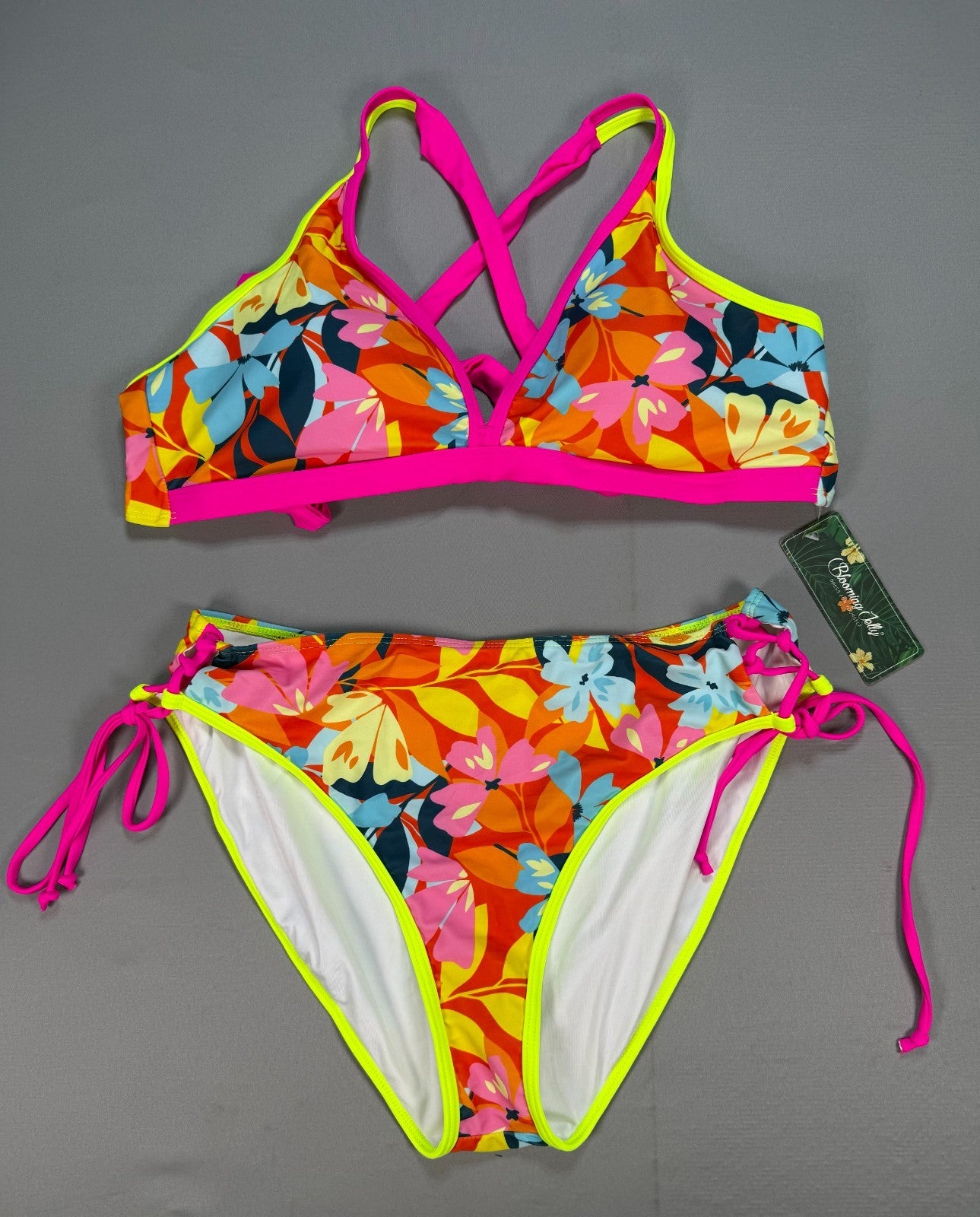 NWT Blooming Jelly 2 Piece Bikini Set Women’s XL Tropical Floral Summer Swimsuit
