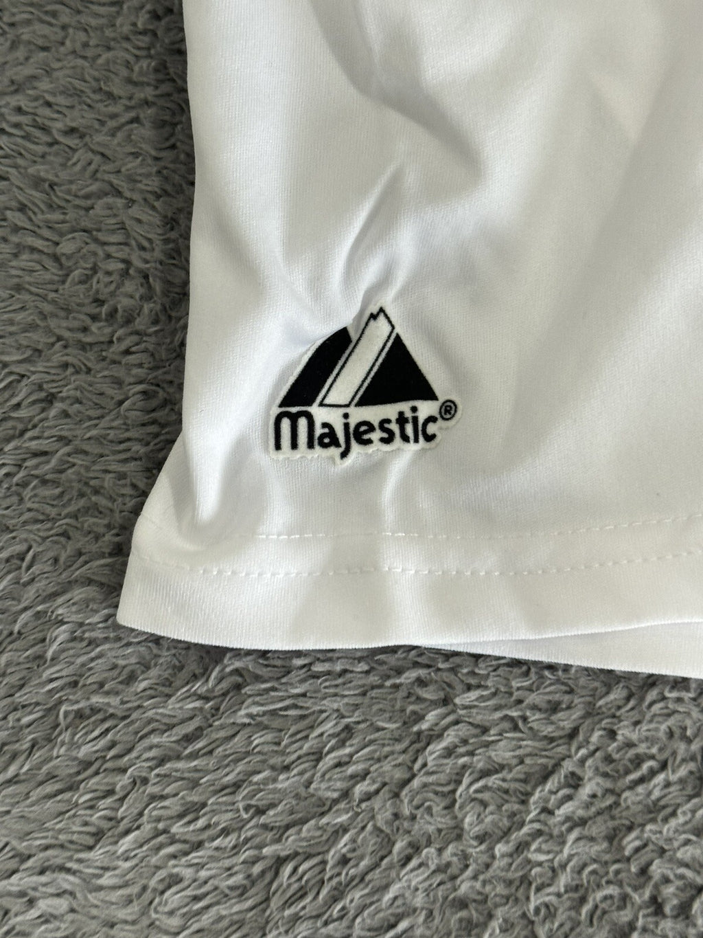 NEW Chicago White Sox Majestic Cool Base Tee Men's Size Youth Medium T-Shirt