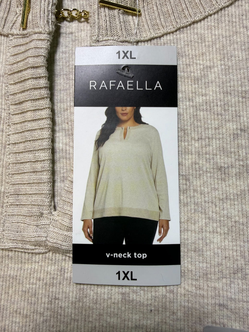 NWT Rafaella V-Neck Top Women's 1XL Cream Long Sleeve Classic Fit Crewneck Chain
