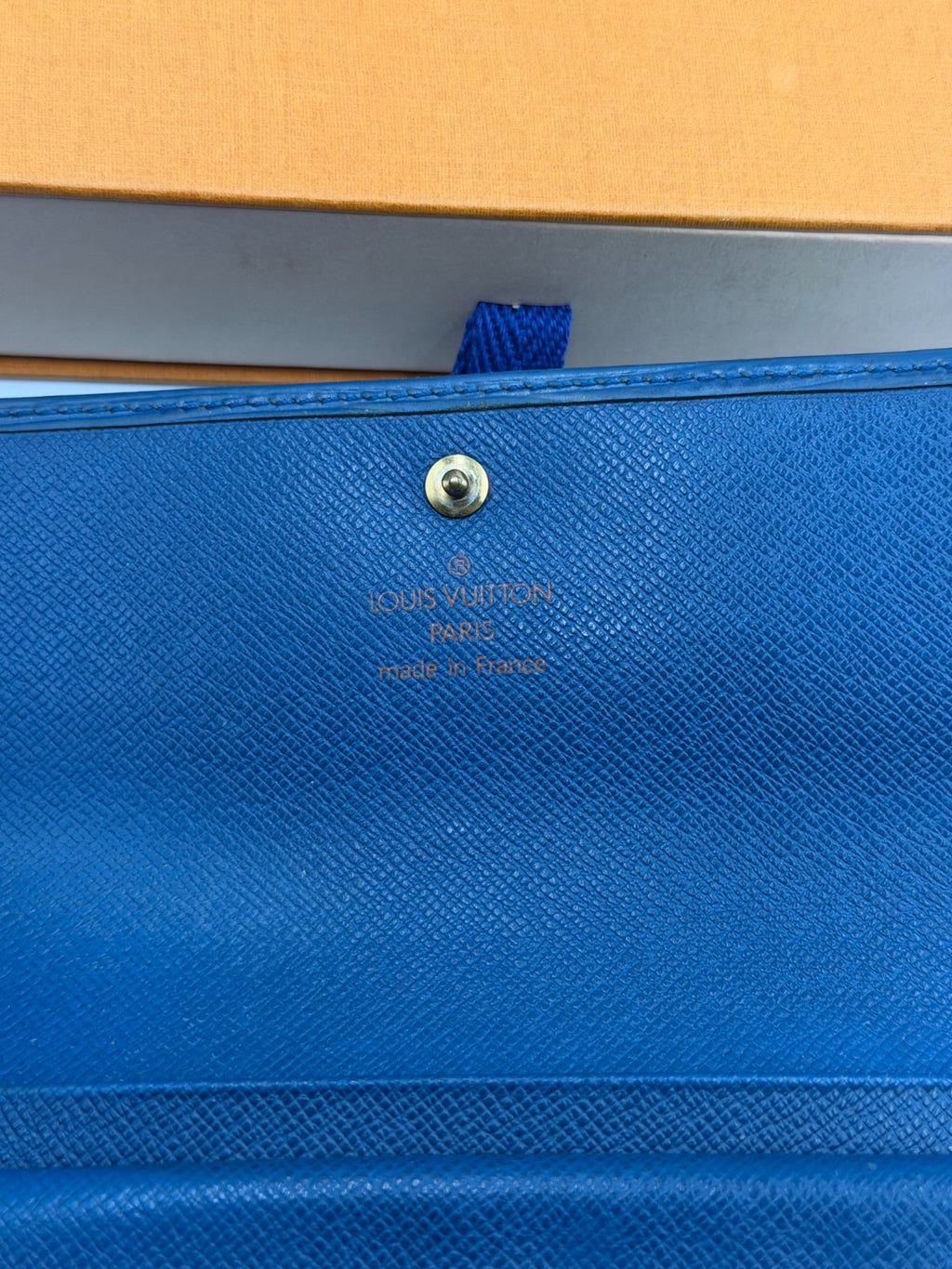 Louis Vuitton Blue Epi Leather Large Trifold Wallet Women's Inner Pockets