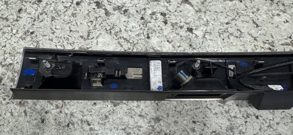 2011 2012 2013 DODGE DURANGO OEM CHROME TRUNK MOLDING TRIM GARNISH WITH CAMERA