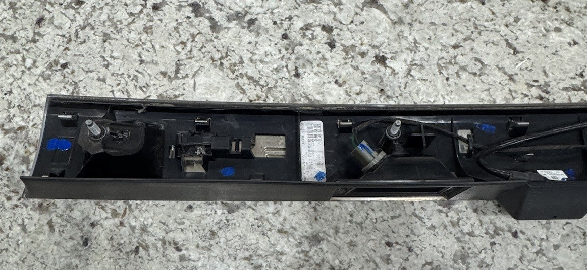 2011 2012 2013 DODGE DURANGO OEM CHROME TRUNK MOLDING TRIM GARNISH WITH CAMERA