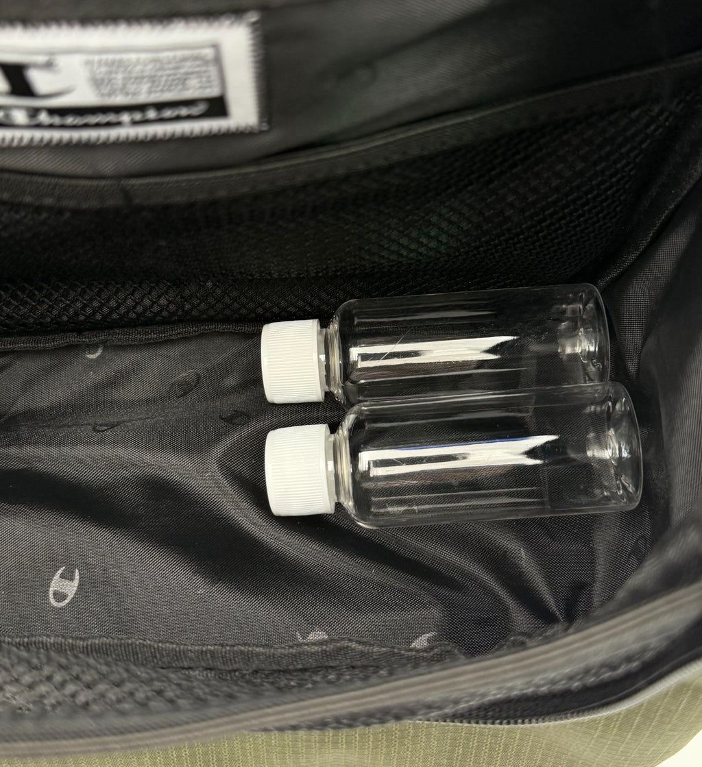 NWT Champion Defender Hanging Toiletry Bag Chive Green Travel Wash Kit Case
