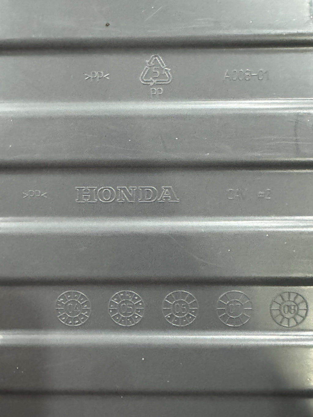 05-07 HONDA OEM Odyssey Front Under Passenger Seat Storage Bin Tray Drawer GRAY