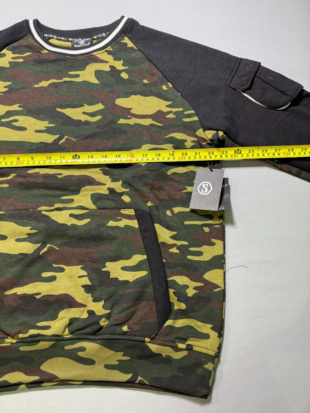 NWT Switch Remarkable Camo Sweatshirt Men's Size XL Green Long Sleeve Crew Neck