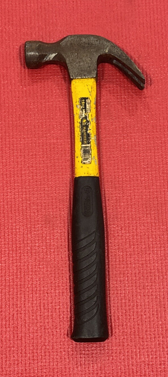 Central forge 16oz nailing claw hammer fiberglass Black handle