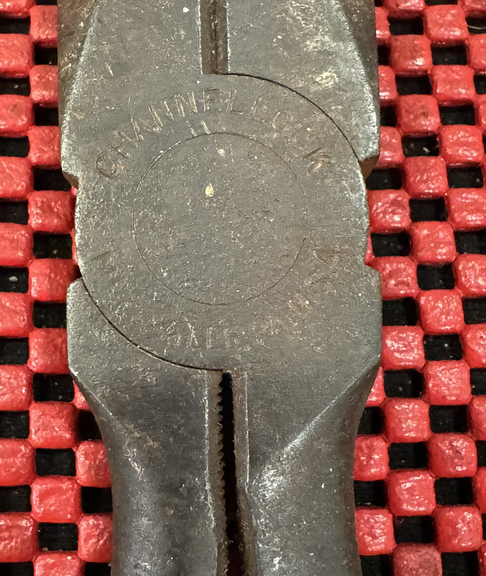 Channellock 8-1/2" Lineman Pliers w/ Side Cutters 3048 Meadville, PA USA N6