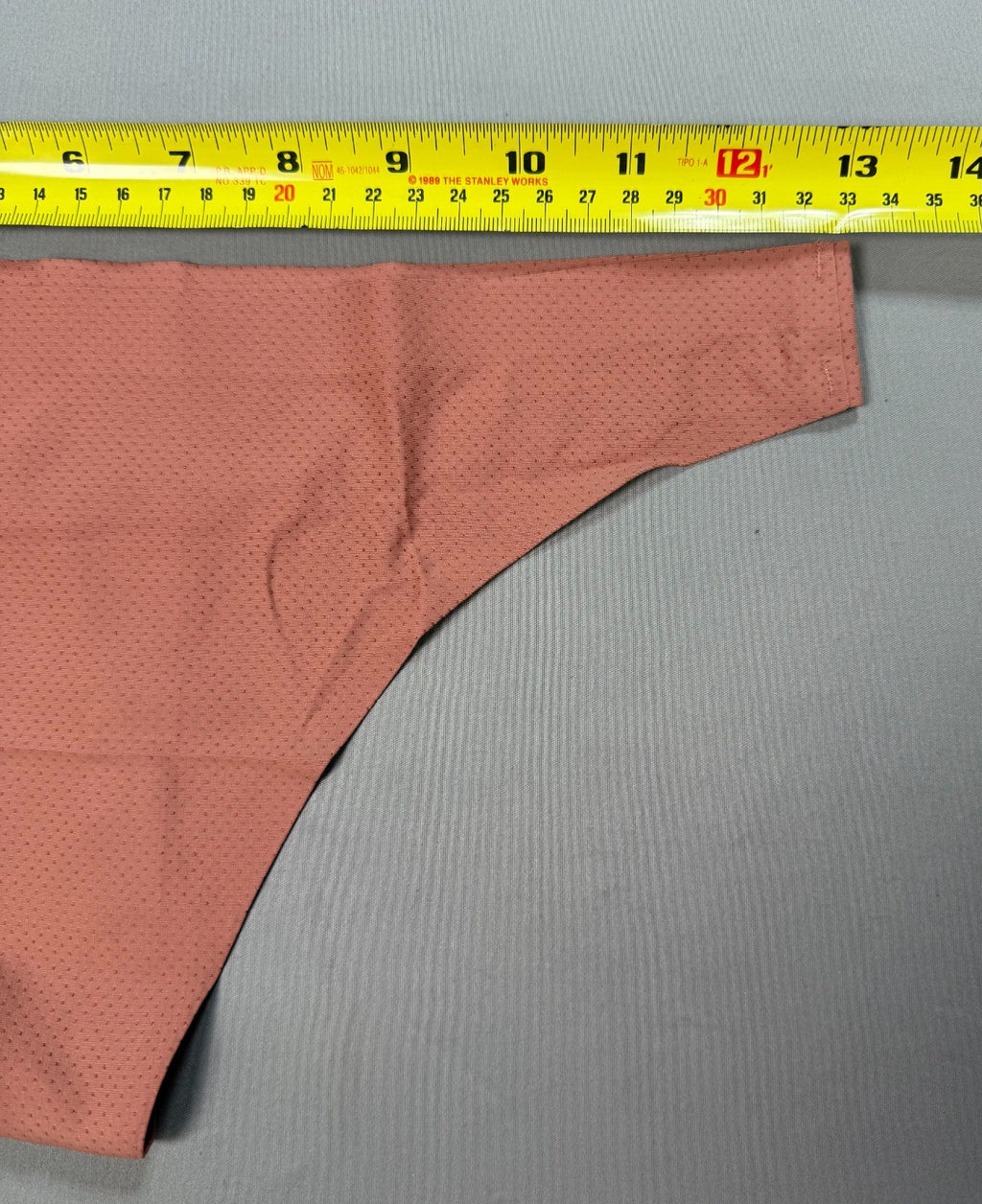 5-Pack Women's Seamless No Show Thongs Invisible Panties Size Medium Multicolor