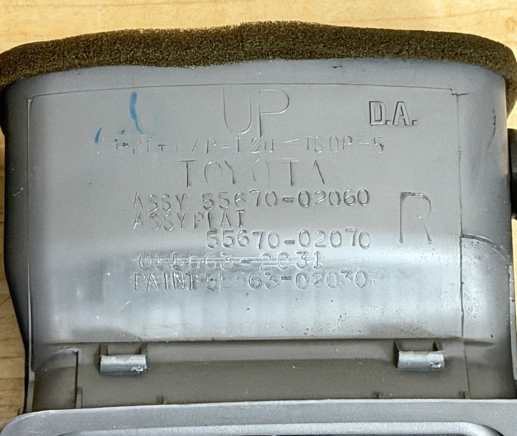 03-08 Toyota Corolla Left Driver,Right Passenger Side AC Air Vent Grey OEM Set