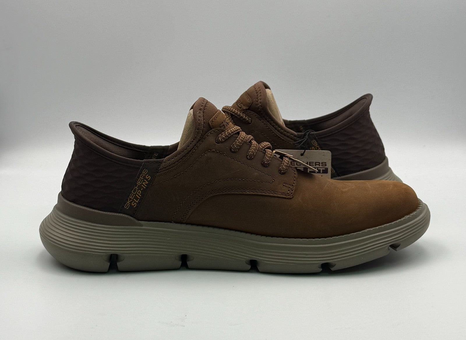 New Skechers Garza Gervin Slip in Sneakers Men's 8.5 Dark Brown Low Top Leather